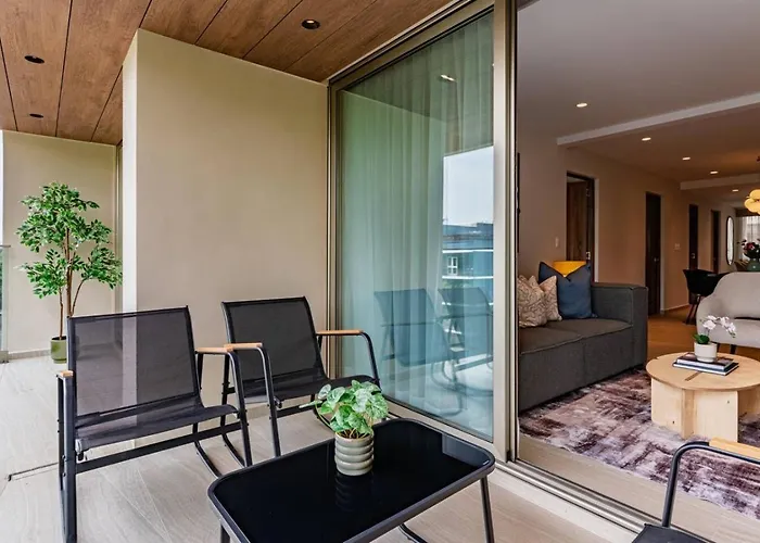 Condesa Near Parks And Nightlife