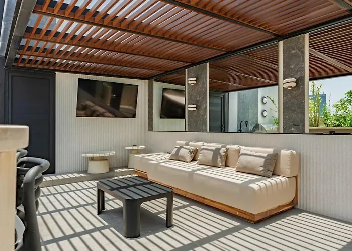 Condesa Near Parks And Nightlife Mexico